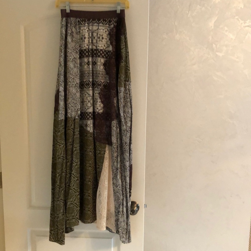 NWOT gimmicks skirt